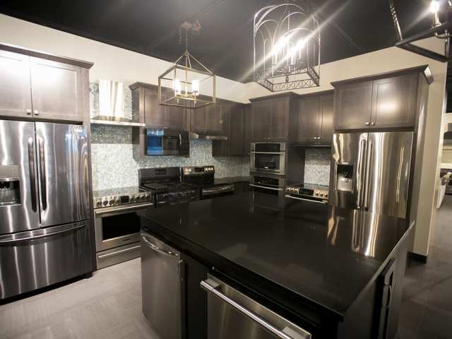 Facets-Location-Photos-30